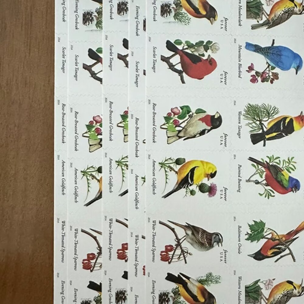 2014 USA posted stamps collection = 1000 stamps